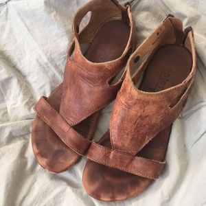 Bed Stu Sota sandal, distressed tan, size 8
